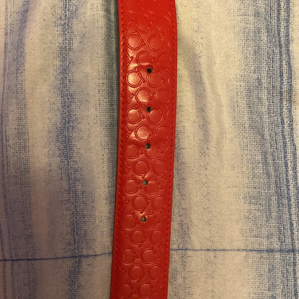 Ferragamo belt red&gold
